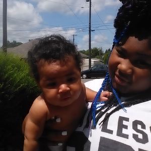 Meet your Posher, Kim